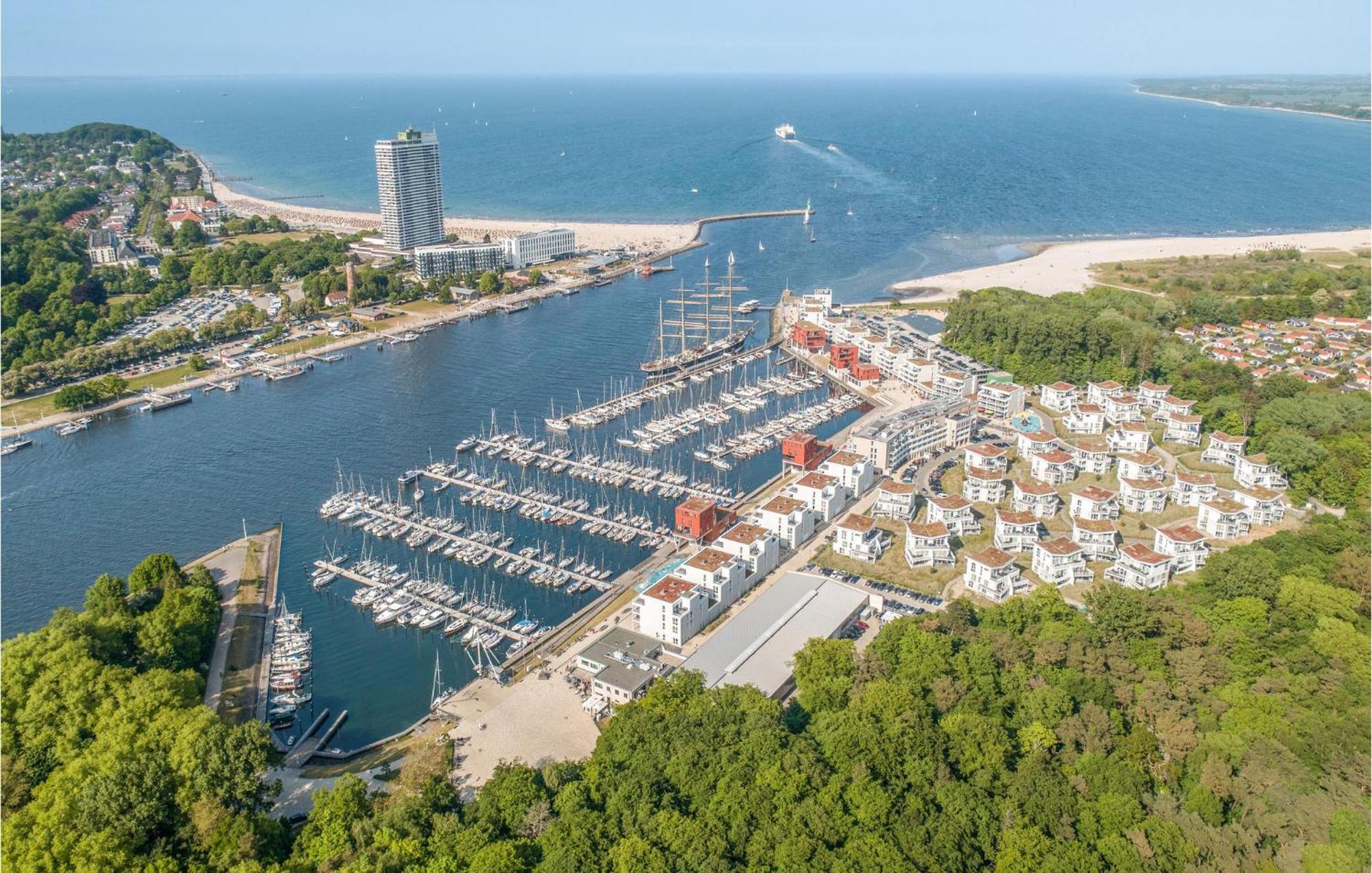 Awesome Apartment In Luebeck Travemuende With Wifi Luaran gambar